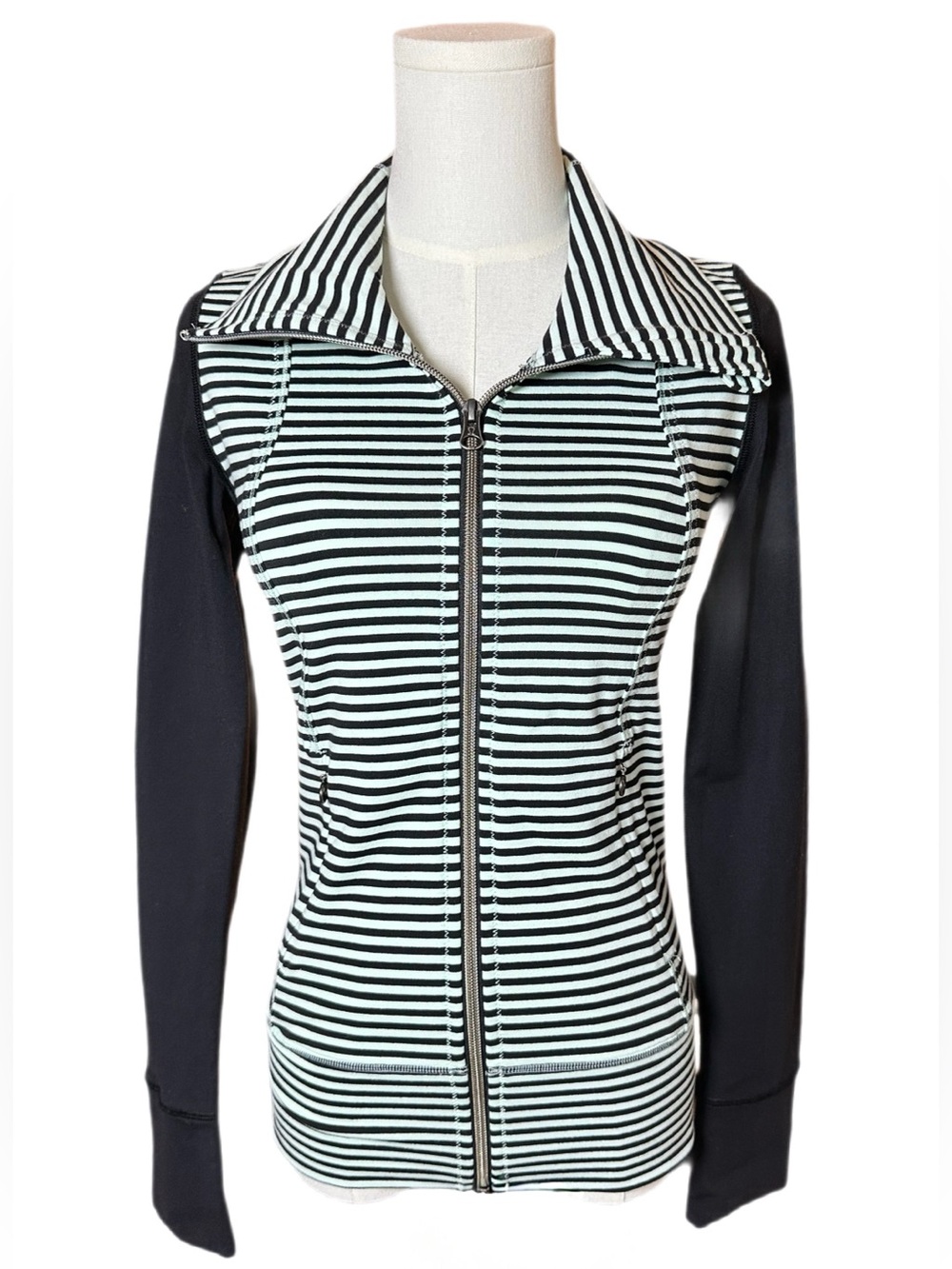 Lululemon Define Jacket Seafoam Black Stripe Size Small